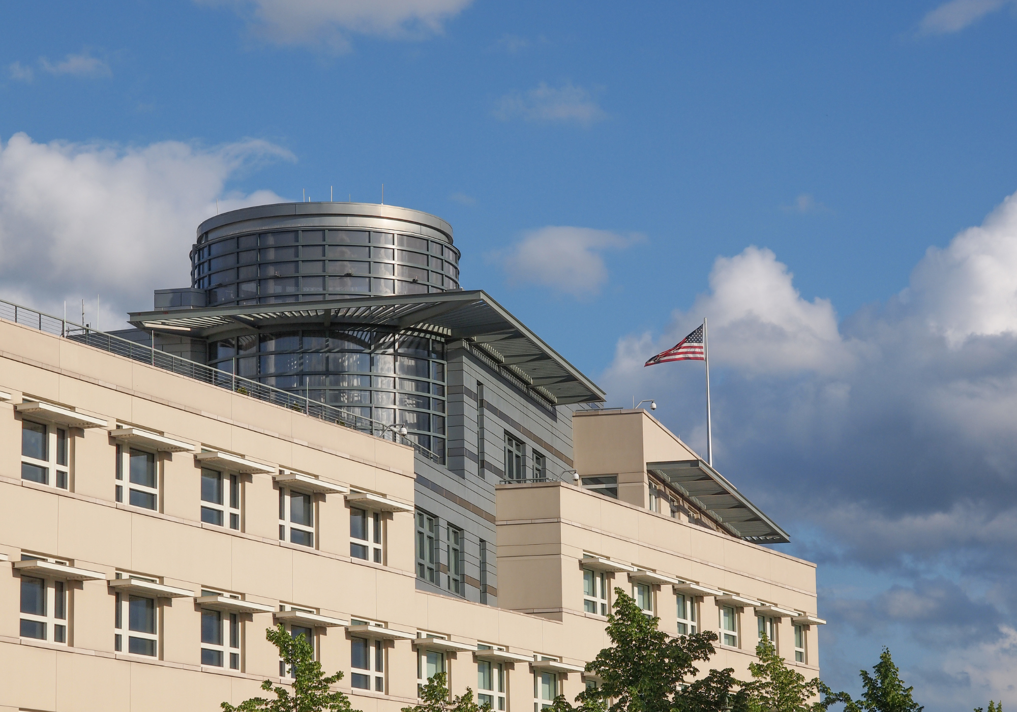 Attorneys Ask, We Answer: How Long Is Visa Processing Taking at the U.S. Embassy in Bogota, Colombia?